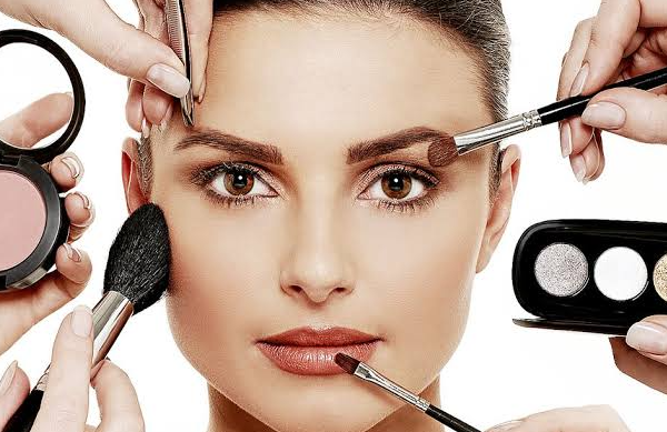 Beauty Hacks for Makeup Beginners